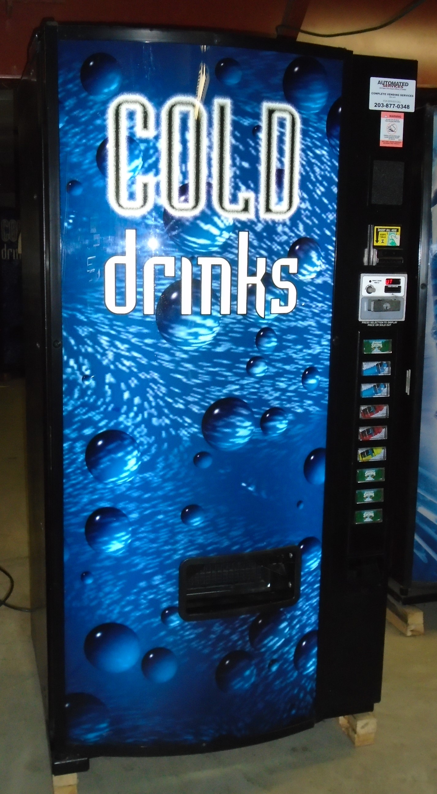 Dixie Narco 501E 9 SELECTION SODA COLD DRINK Vending Machine for sale LOCATION READY! COIN